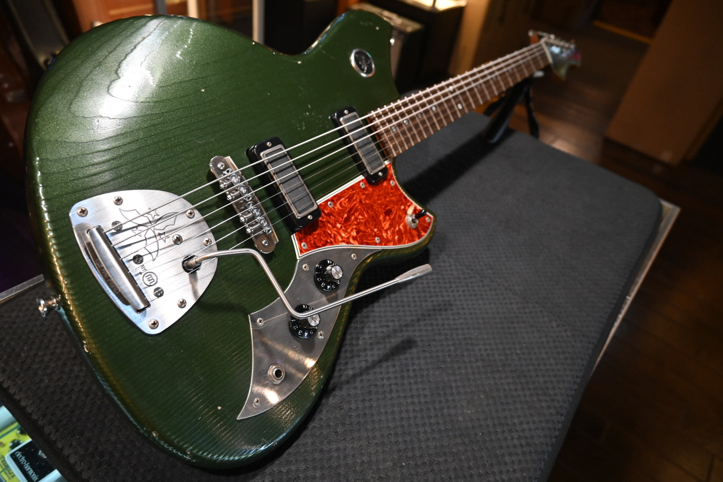 Novo Nucleus Serus J Baritone - Cadillac Green Guitar #5347