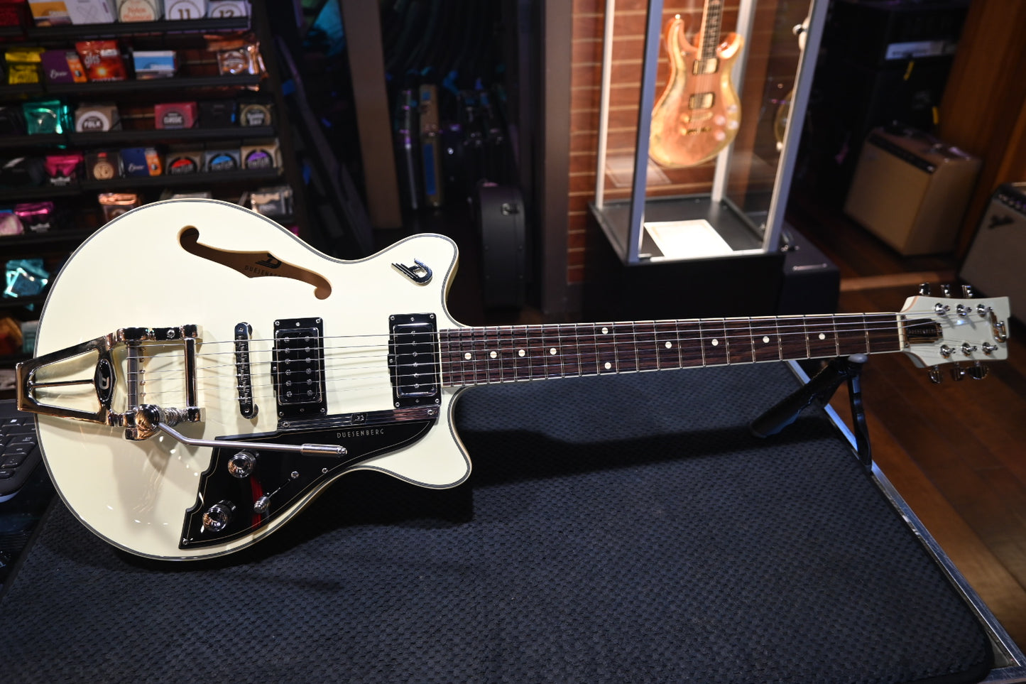 Duesenberg Starplayer TV Fullerton - Vintage White Guitar #1484 - Danville Music