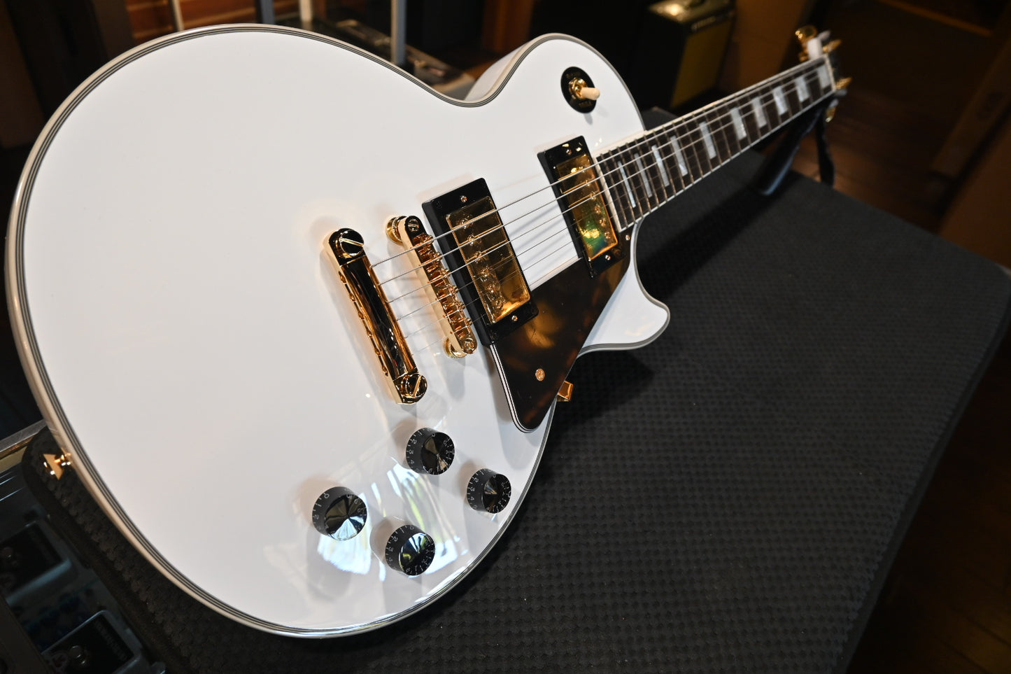 Epiphone Les Paul Custom - Alpine White Guitar #3242 - Danville Music