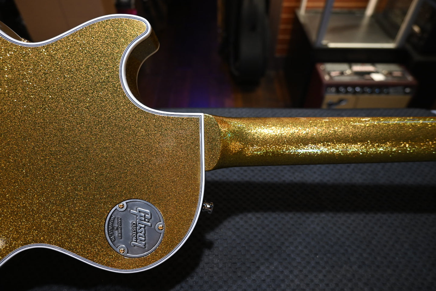 Gibson Custom Shop Les Paul Custom 2024 M2M - Gold Sparkle Guitar #1715