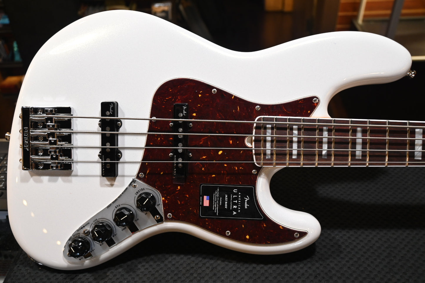 Fender American Ultra Jazz Bass - Arctic Pearl Bass #5685 - Danville Music