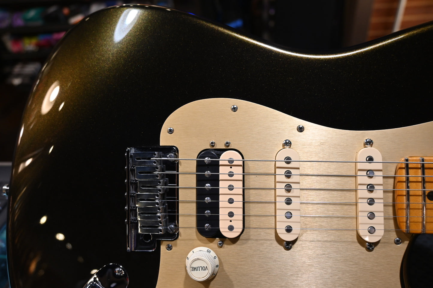Fender American Ultra Stratocaster 2022 - Texas Tea Guitar #0976 - Danville Music