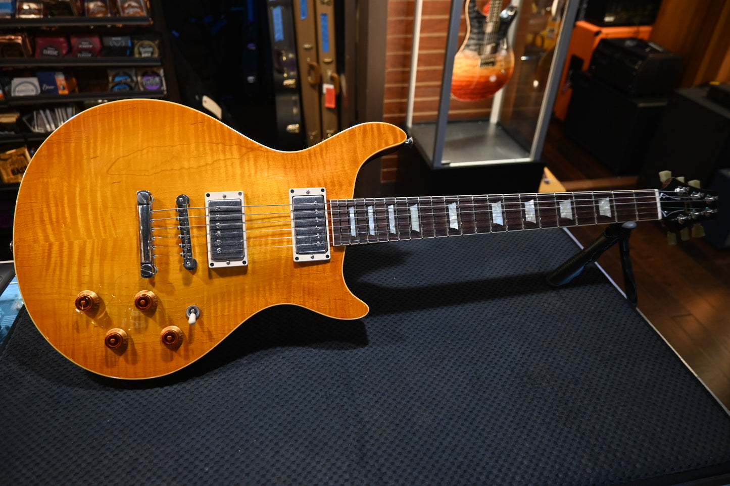 b3 Gene Baker SL Deluxe 2021 - Dirty Lemon Burst Guitar #0026