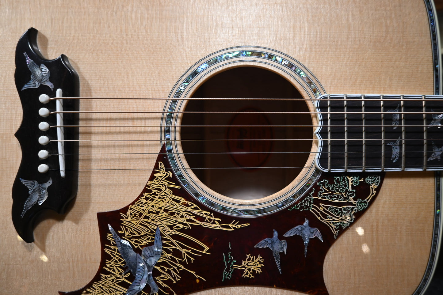 Gibson Custom Shop Doves in Flight - Antique Natural Guitar #4011