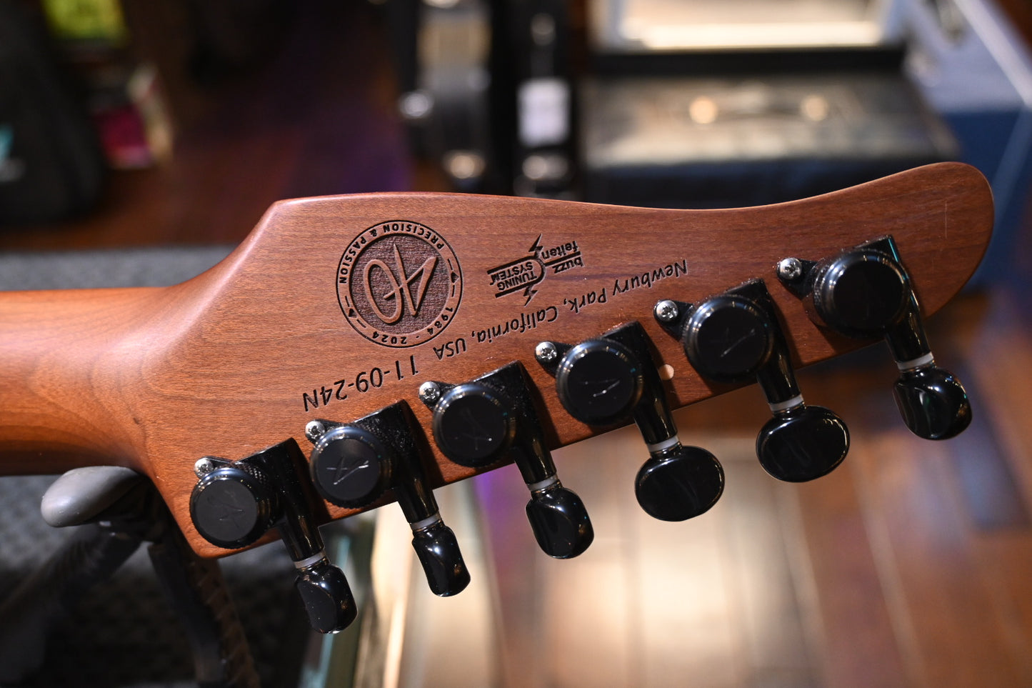 Tom Anderson Li’l Angel Player Shorty - Translucent Cotton Candy Blue Dark Grain Guitar #924N