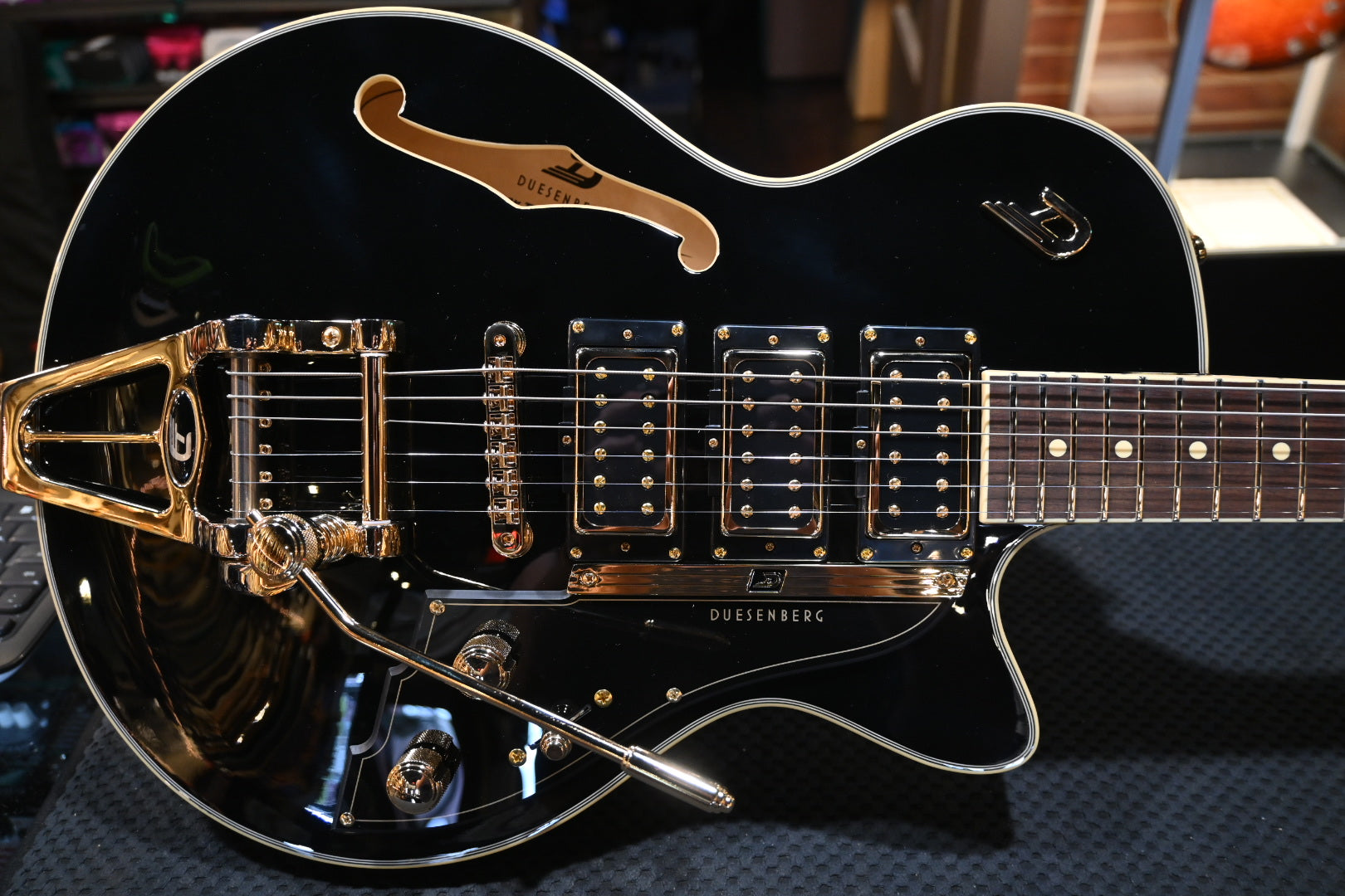 Duesenberg Starplayer TV Custom - Black Guitar #0018