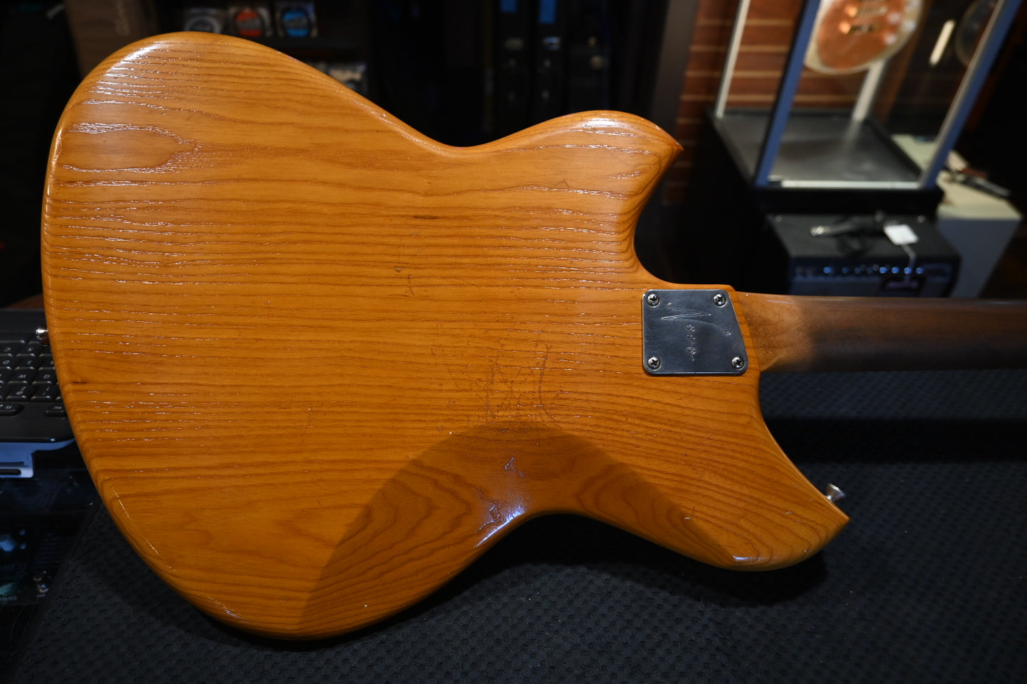 Novo Nucleus Miris J - Amber Guitar #4732 - Danville Music