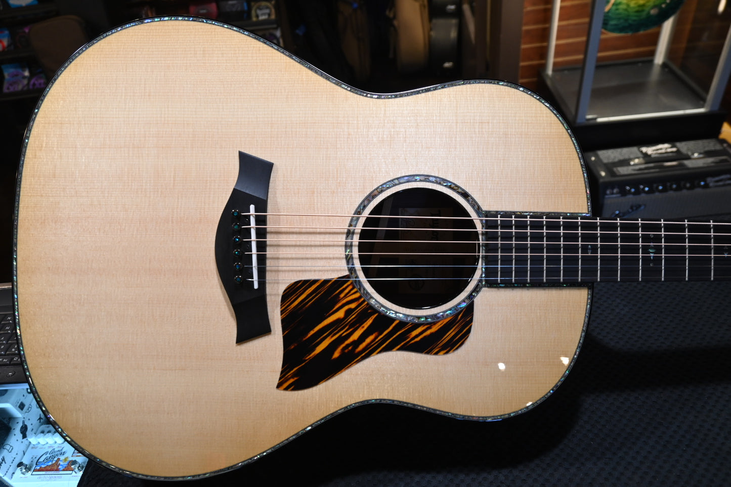 Taylor Custom GP Grand Pacific Catch #4 Lutz Spruce/Rosewood Catch #4124 - Danville Music