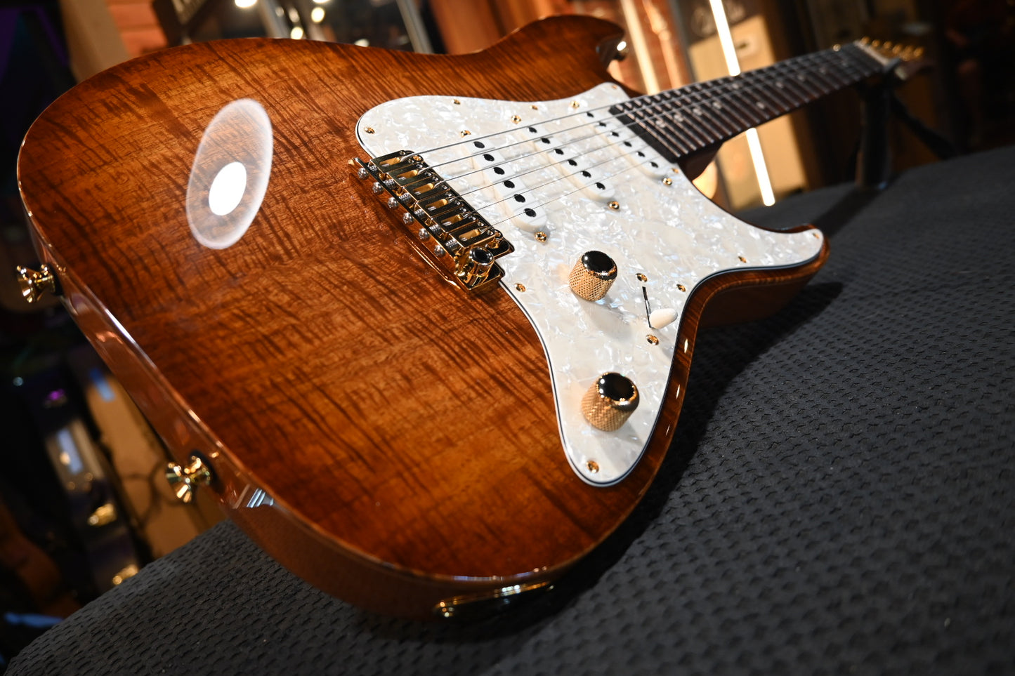 Tom Anderson Drop Top Classic Shorty Hollow Koa - Light Tobacco Shaded Edge Guitar #524N