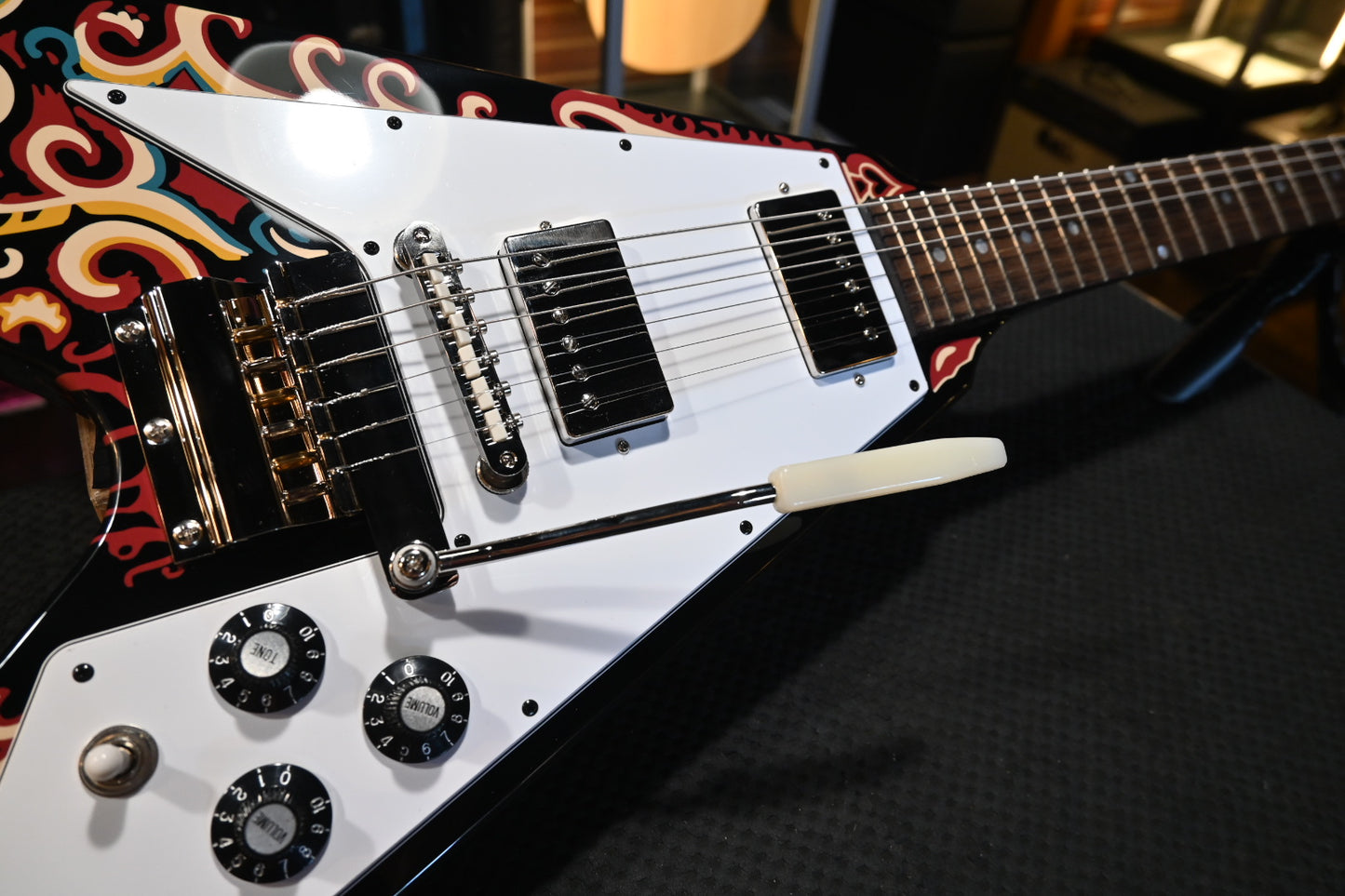 Epiphone Jimi Hendrix “Love Drops” Flying V