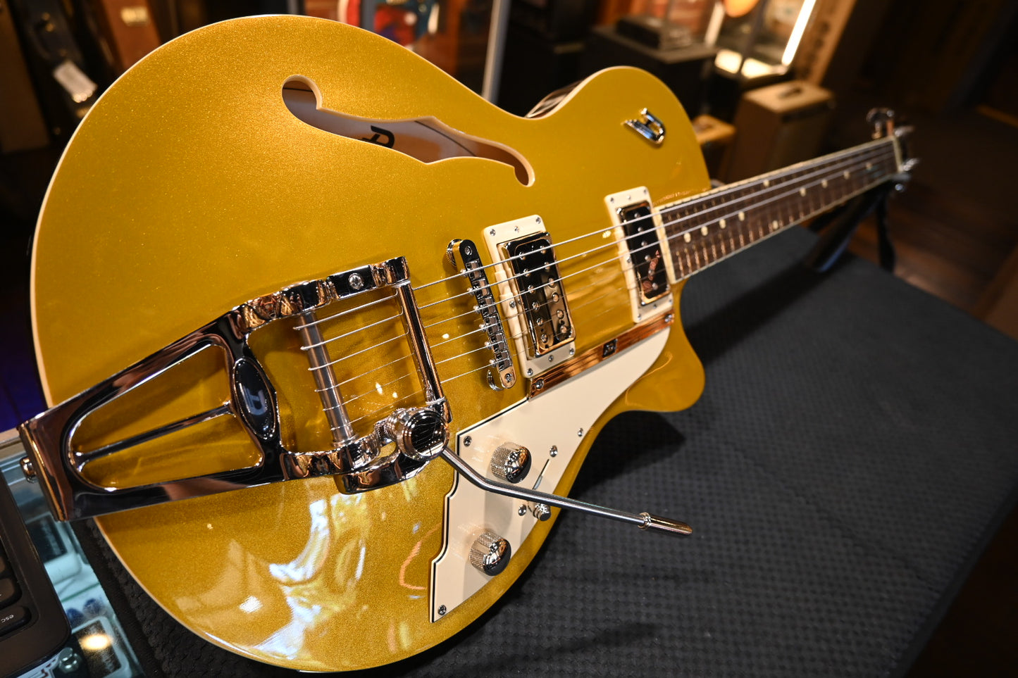 Duesenberg Starplayer TV - Gold Top Guitar #3272