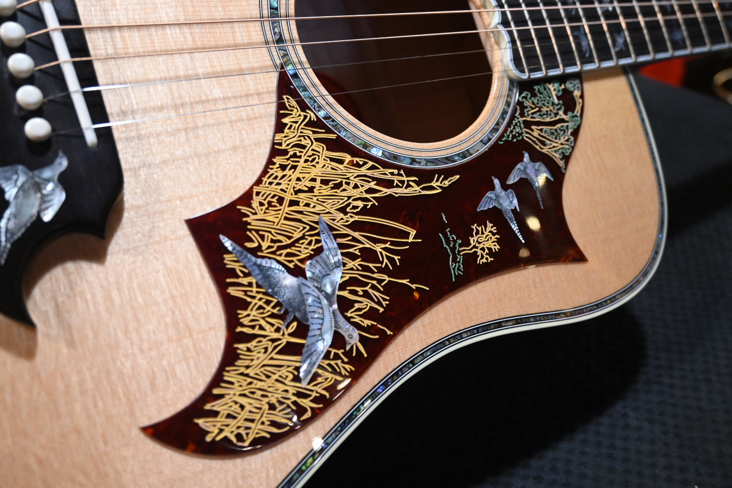 Gibson Custom Shop Doves in Flight - Antique Natural Guitar #4011