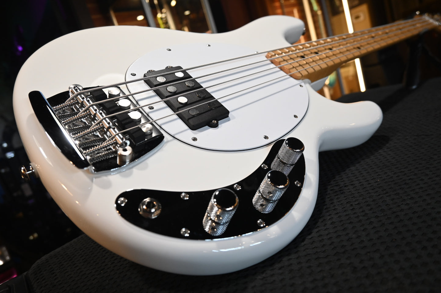 Music Man Retro ‘70s StingRay Bass - White Bass #0640 - Danville Music