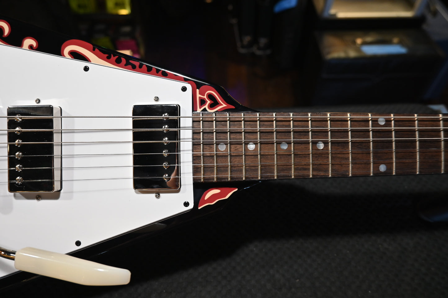 Epiphone Jimi Hendrix “Love Drops” Flying V