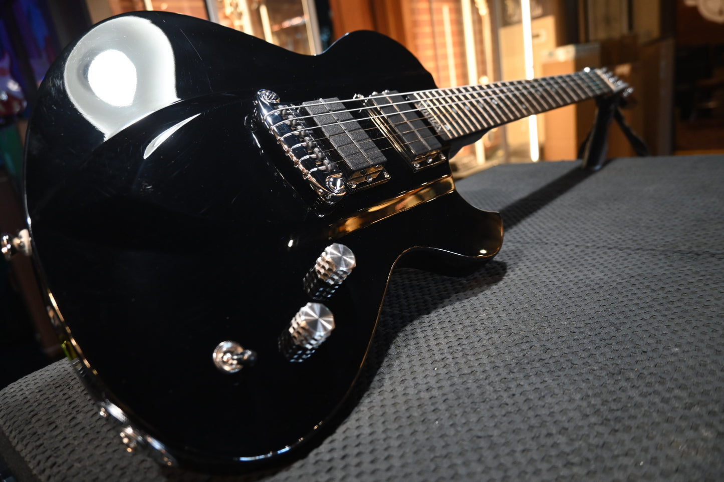 Newman 3D - Black Guitar #9003 - Danville Music