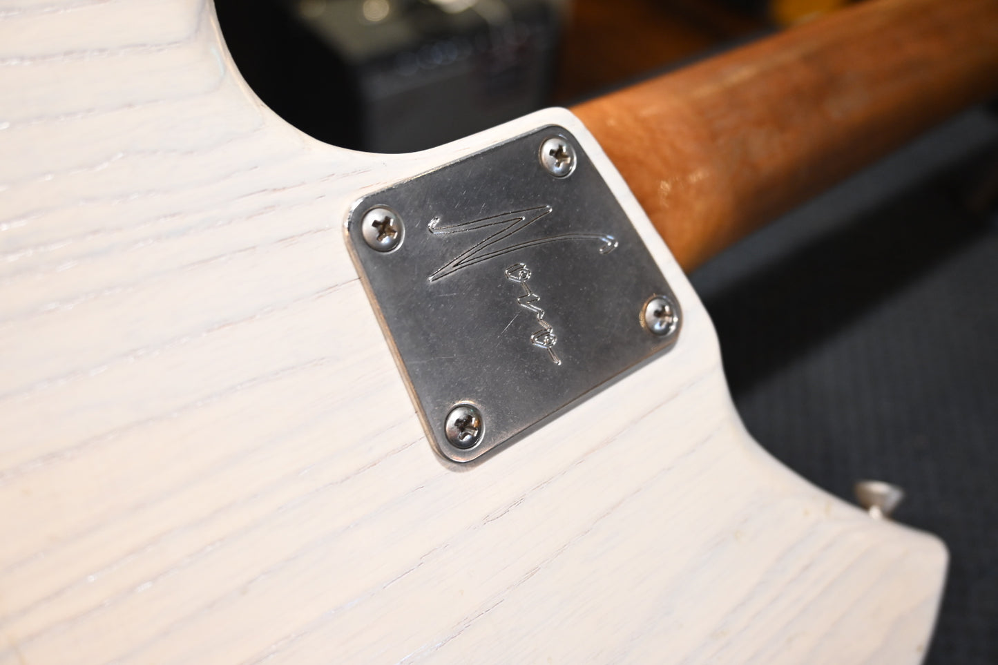 Novo Nucleus Miris J - Mary Kaye White Guitar #4674