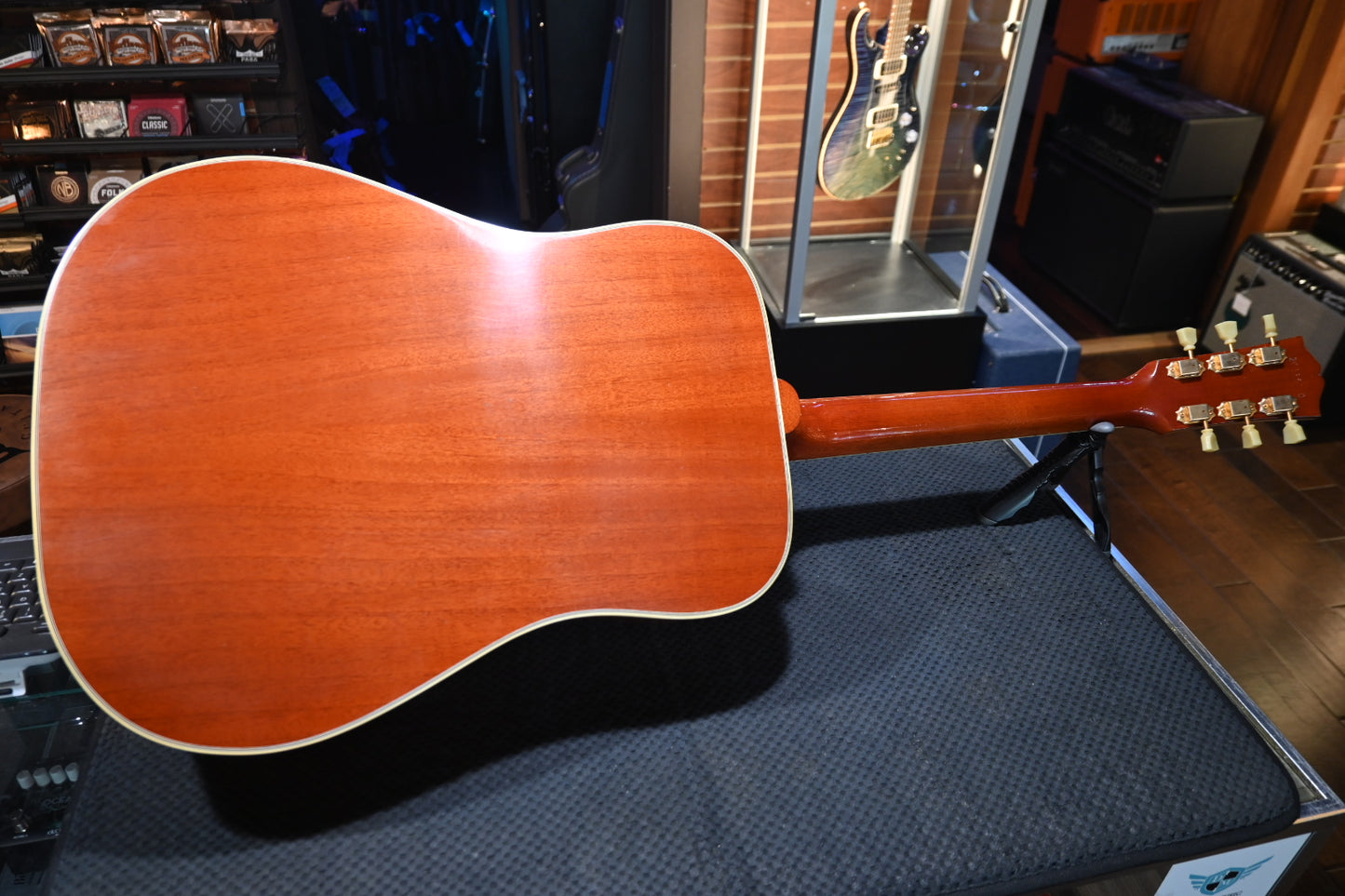 Gibson Custom Shop 1960 Hummingbird Murphy Lab Light Aged 2025 - Heritage Cherry Sunburst Guitar #5010 - Danville Music