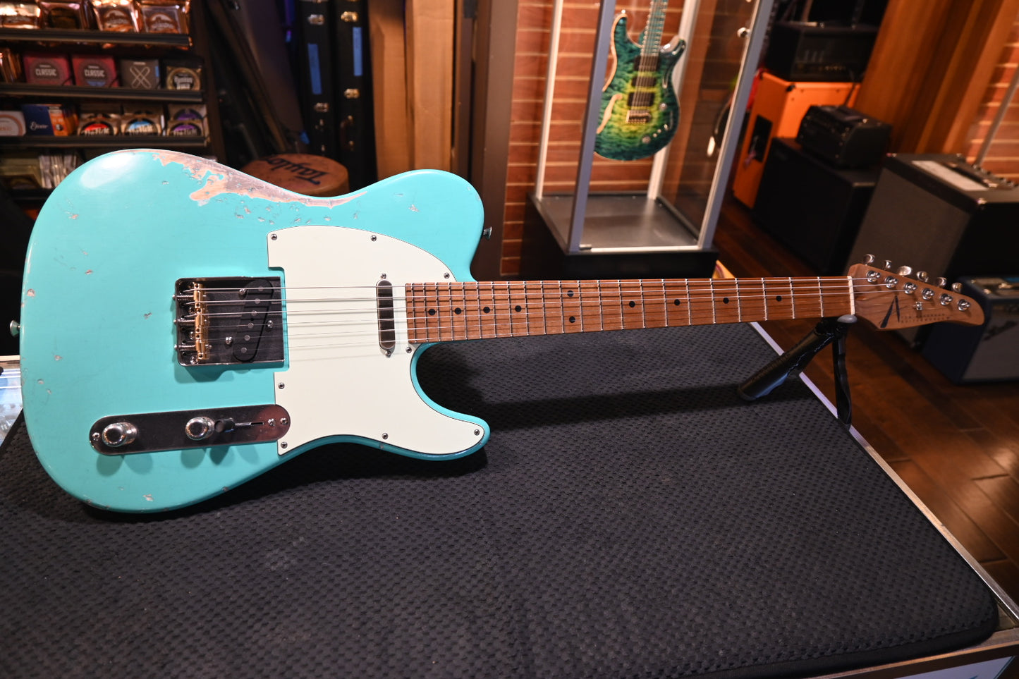 Tom Anderson T Icon - Seafoam Green In Distress Level 3 Guitar #424A - Danville Music