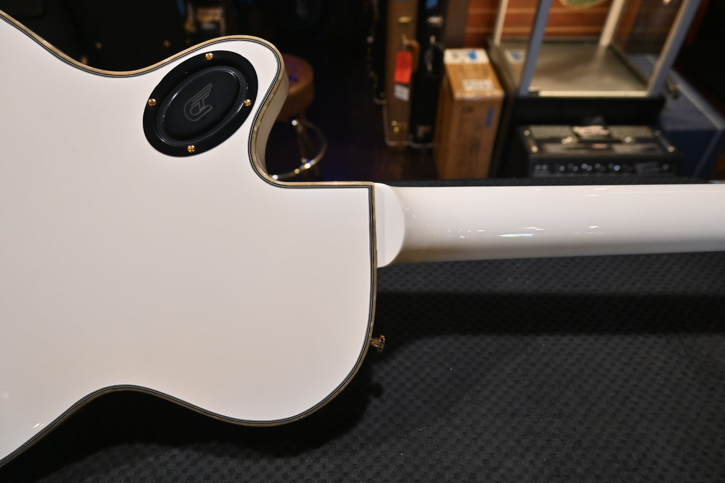 Duesenberg Fantom A - Aged White Guitar #0375