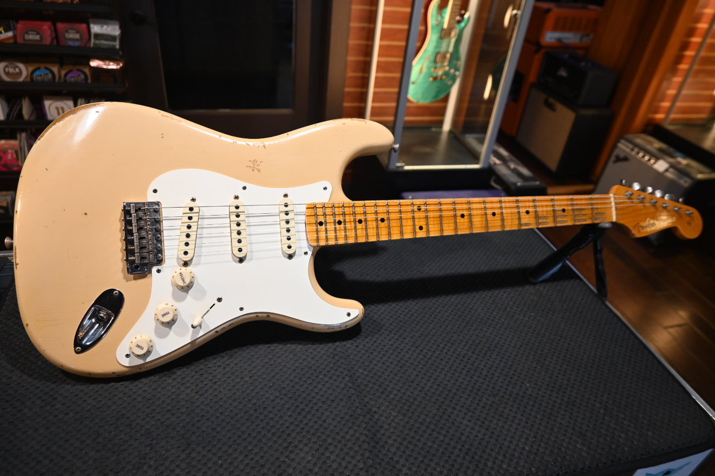Fender Custom Shop Fat ‘50s Stratocaster Relic LTD 2017 - Aged Desert Sand Guitar #0453