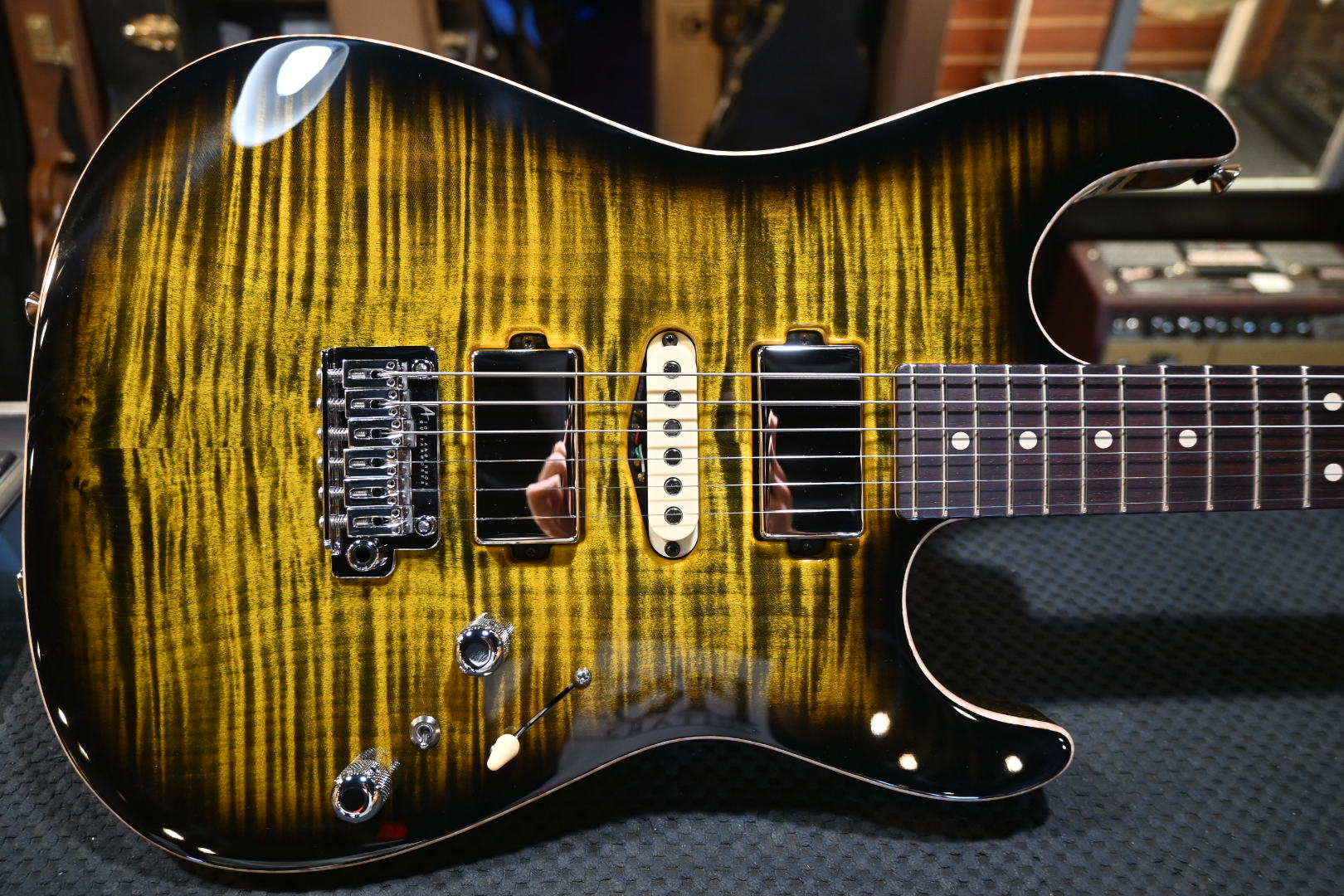 Tom Anderson Drop Top Bumble Bee Burst Guitar 525A