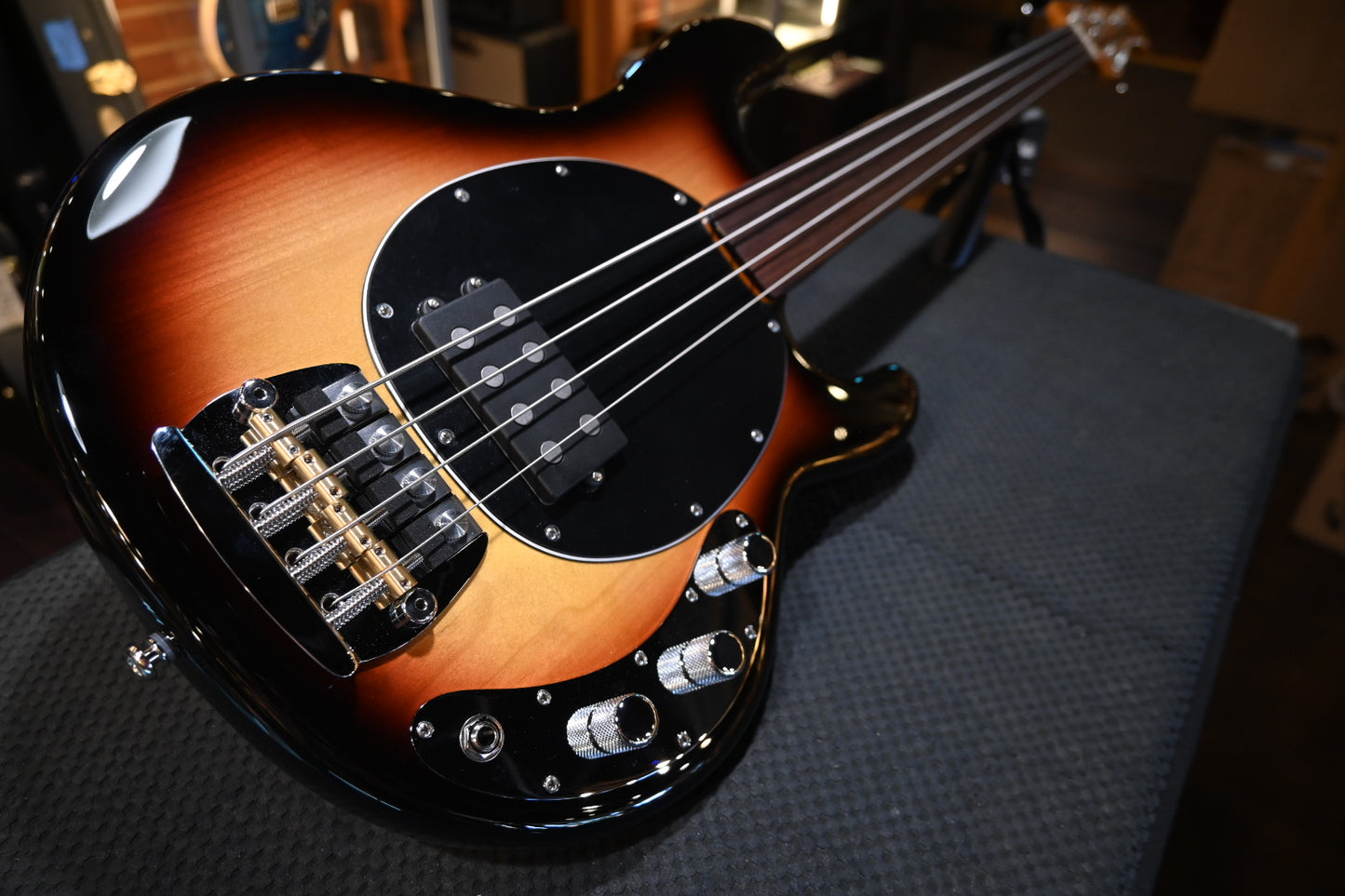 Music Man Pino Palladino Fretless - 79 Burst Bass #0791 - Danville Music