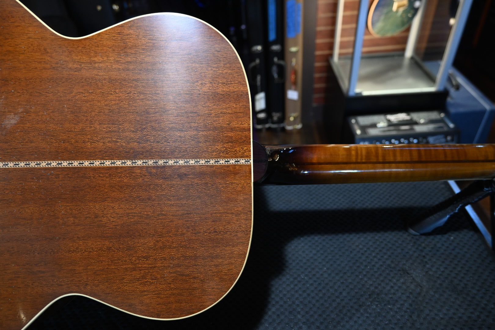 Gibson Custom Shop 1939 SJ-100 Heavy Aged - Faded Vintage Sunburst Guitar #5027 - Danville Music