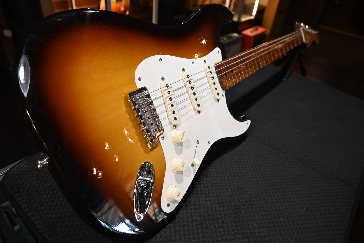 Fender Custom Shop LTD Roasted ‘50s Stratocaster Deluxe Closet Classic - Wide Fade Chocolate 2-Tone Sunburst Guitar #0590 - Danville Music