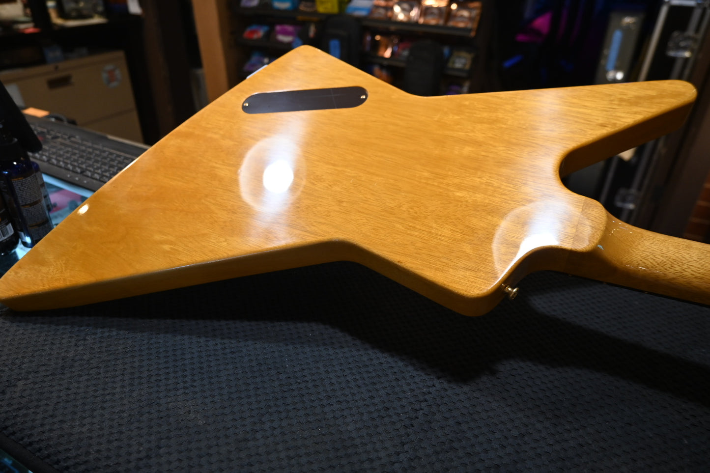 Gibson Custom Shop 1958 Korina Explorer White Pickguard - Natural Guitar #1628