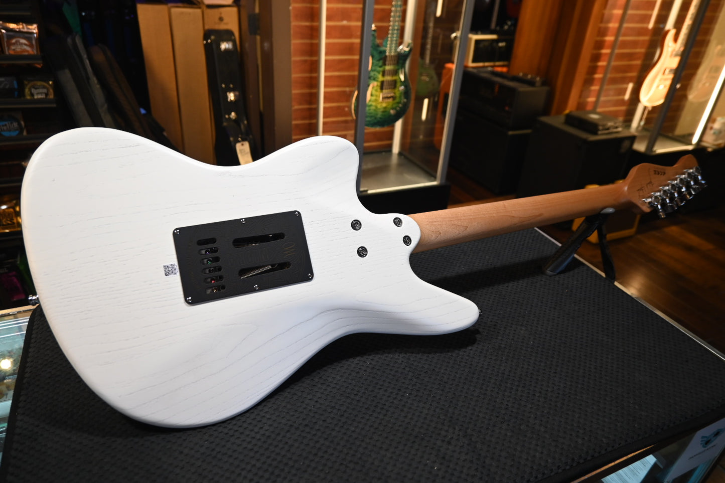 Mayones Jassper Nidra 6 - Monolith Retro White Guitar #5013 - Danville Music