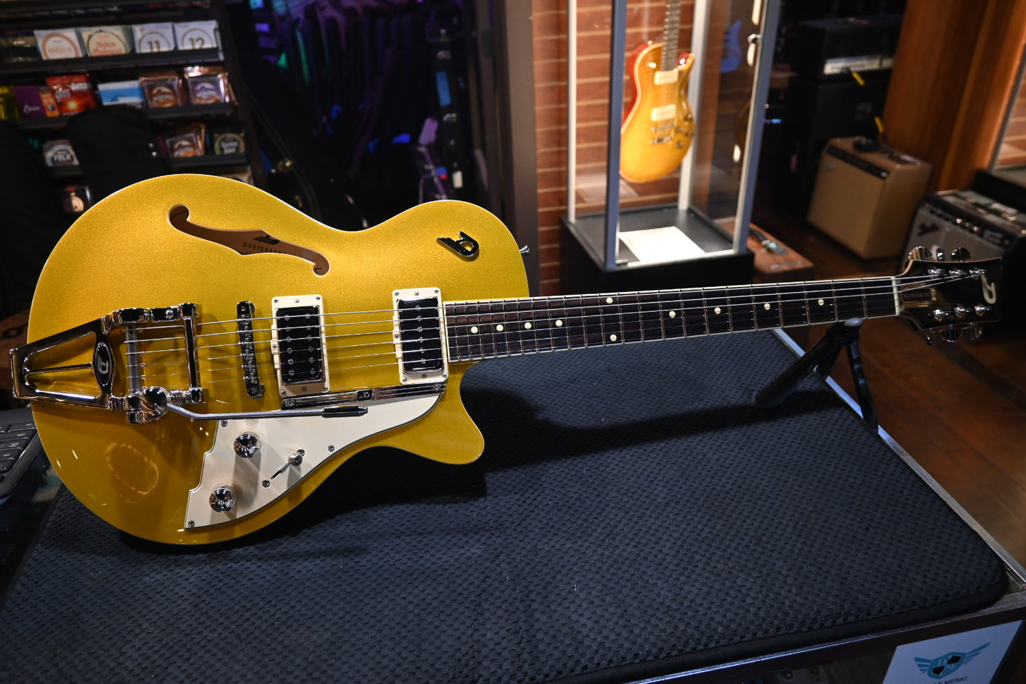 Duesenberg Starplayer TV - Gold Top #4229 - Danville Music