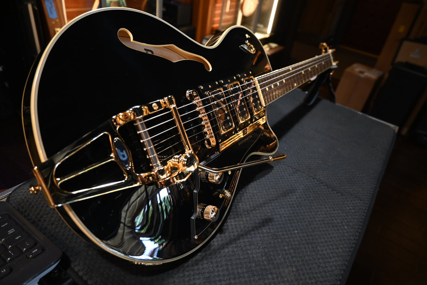 Duesenberg Starplayer TV Custom - Black Guitar #0223
