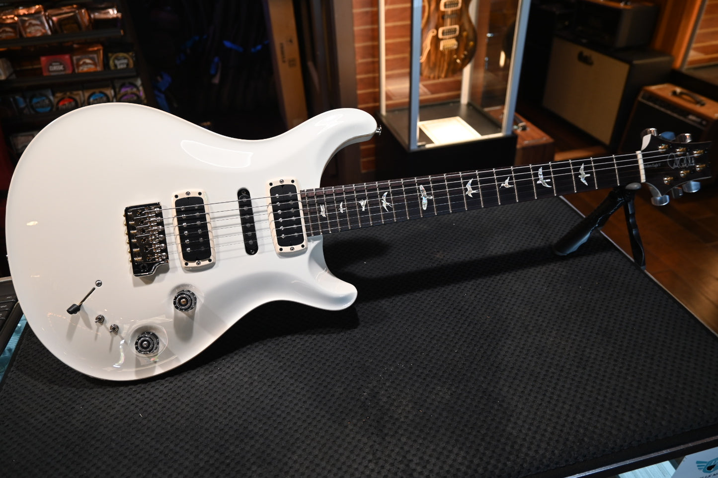 PRS Modern Eagle V - Antique White Guitar #0332 - Danville Music