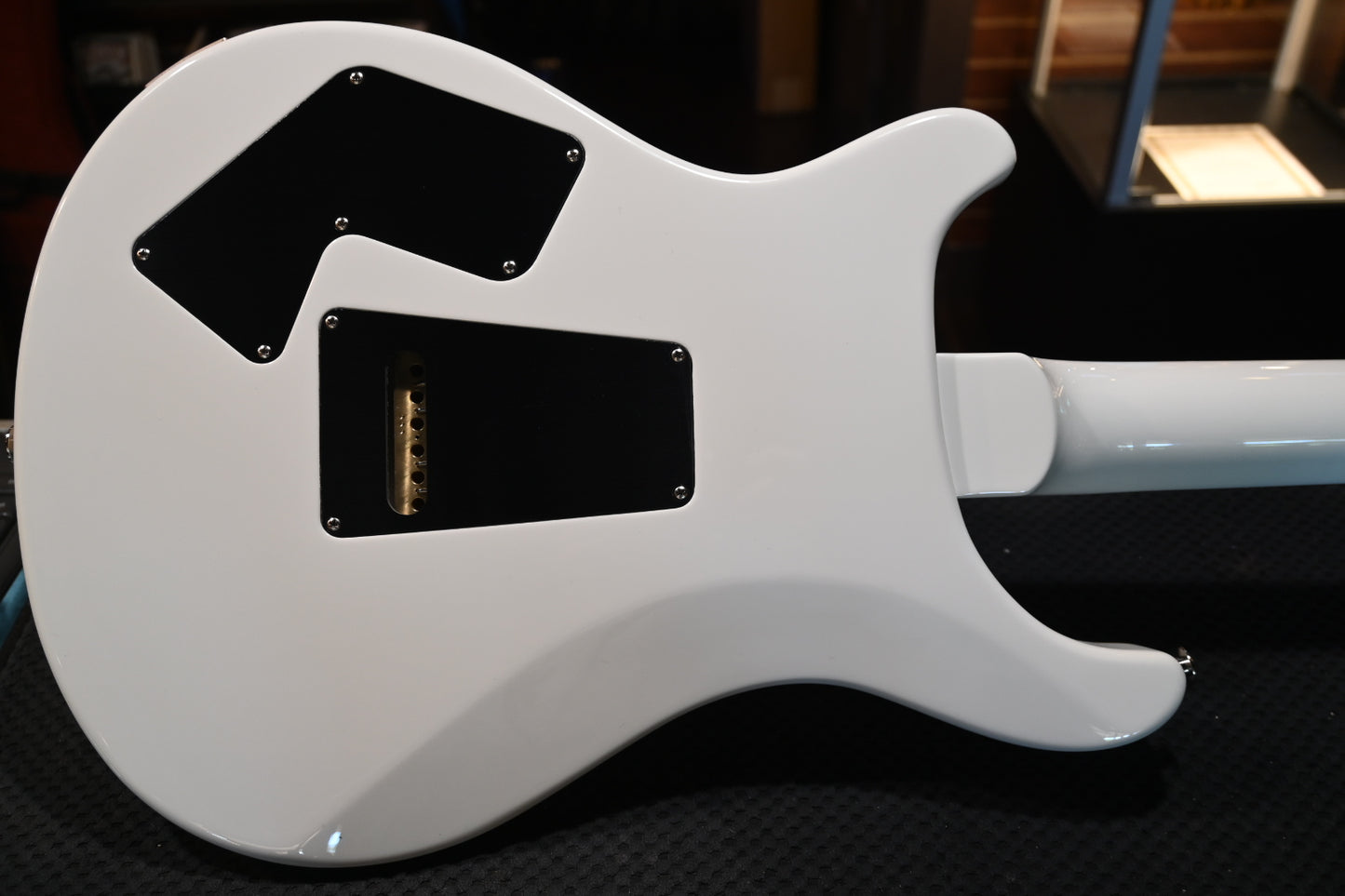 PRS Modern Eagle V - Antique White Guitar #0332 - Danville Music
