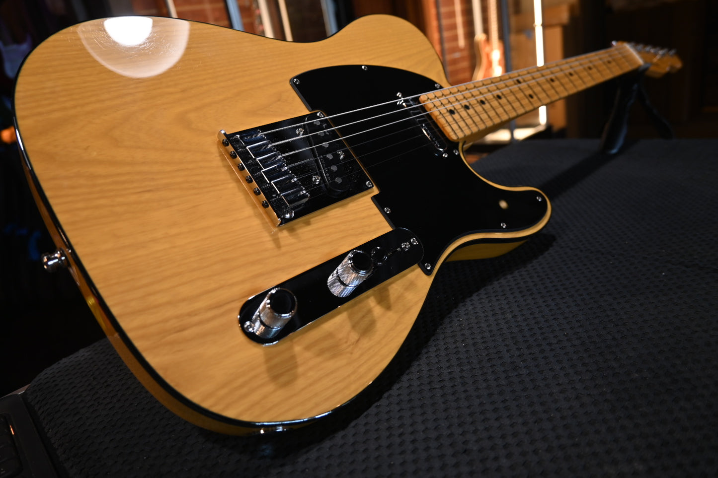 Fender American Ultra Telecaster 2022 - Butterscotch Blonde Guitar #9217 - Danville Music