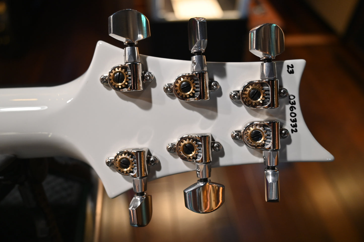 PRS Modern Eagle V - Antique White Guitar #0332 - Danville Music