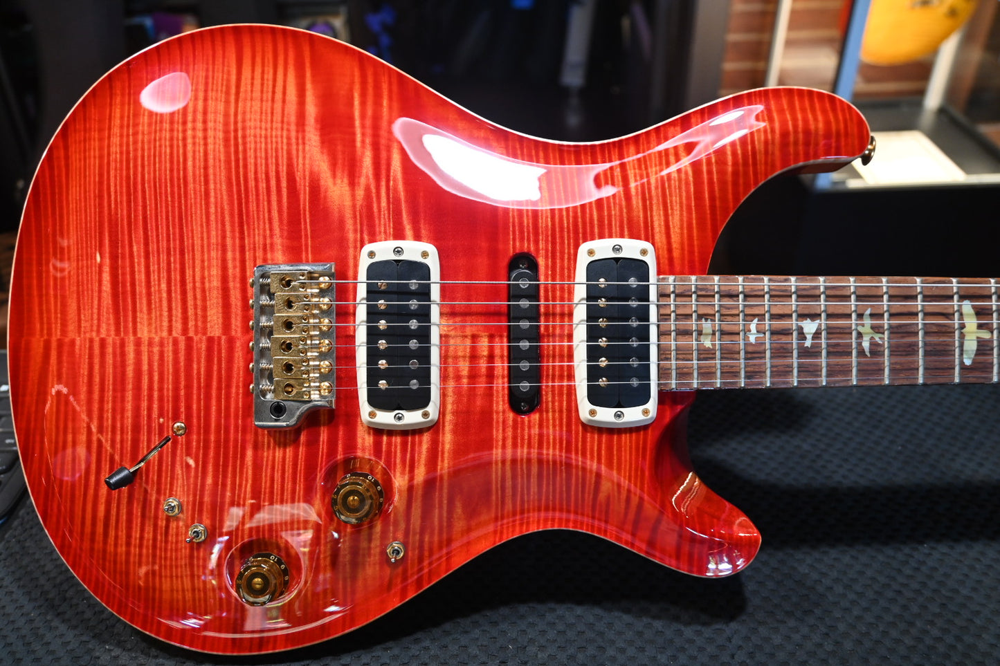 PRS Wood Library Modern Eagle V 2022 - Blood Orange Guitar #8574 PRE-OWNED - Danville Music