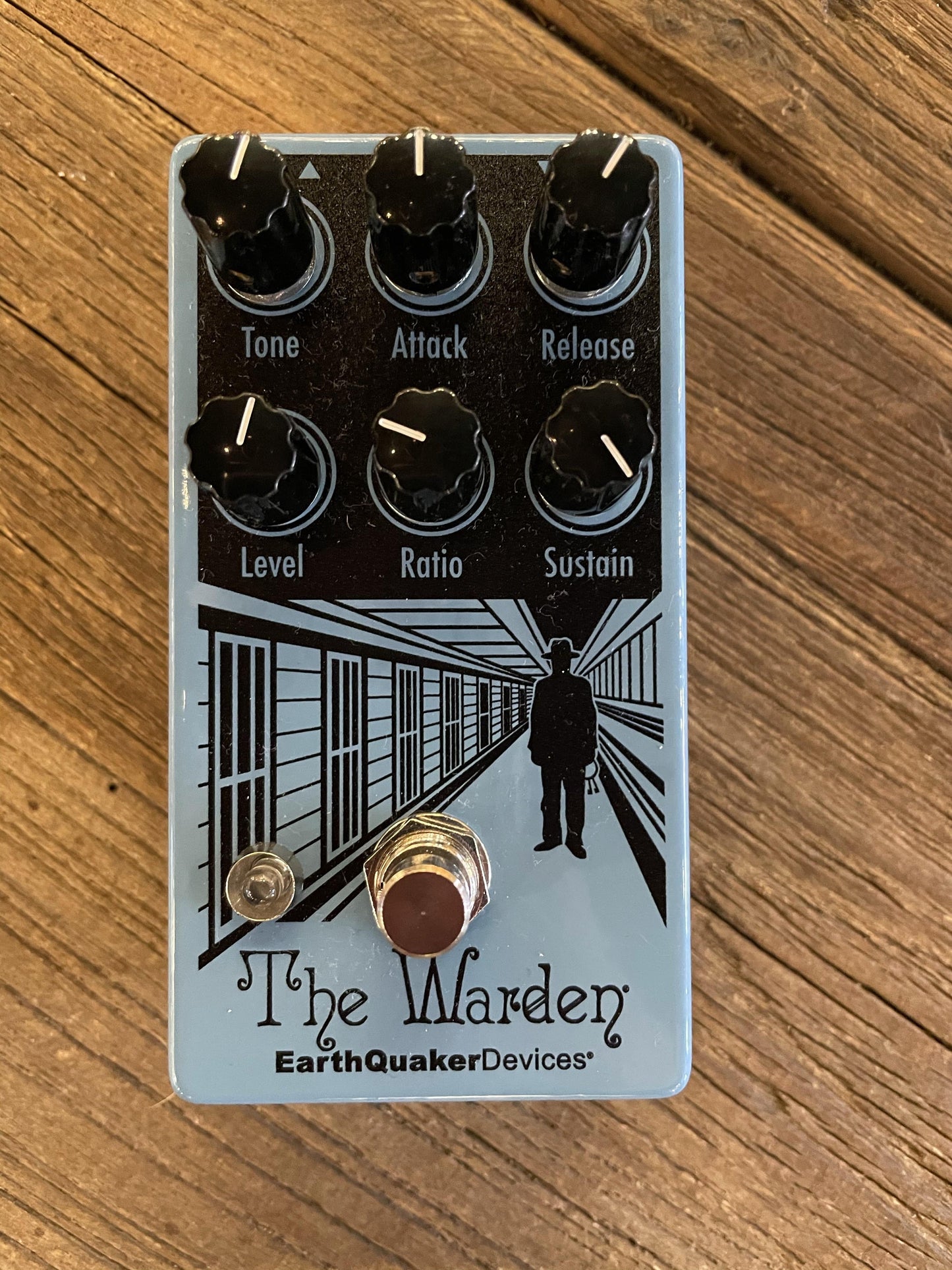 Earthquaker Devices The Warden Optical Compressor - Danville Music