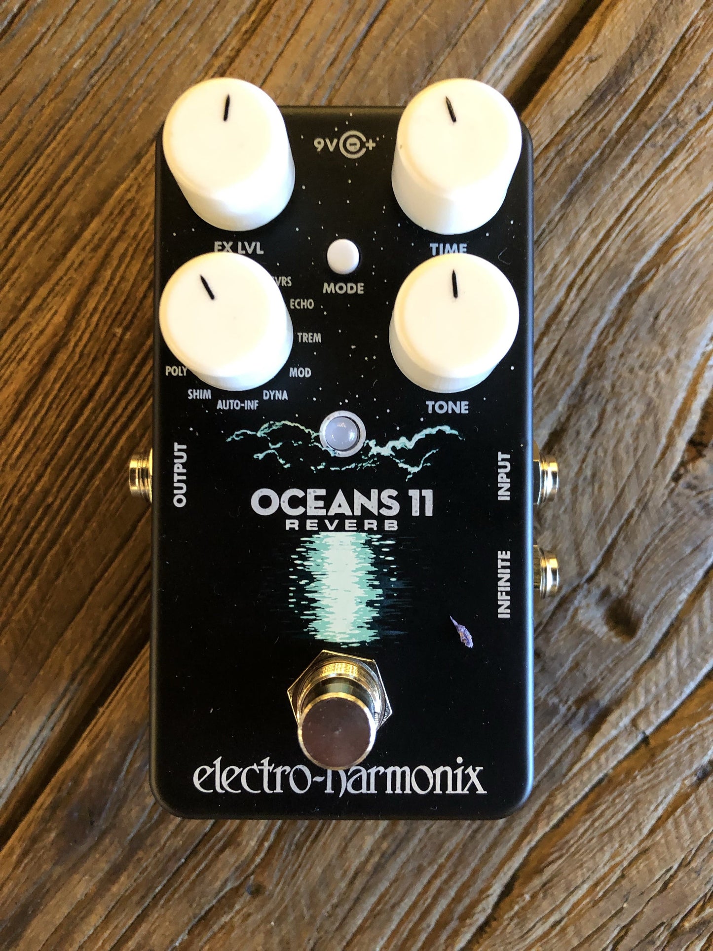 EHX Electro-Harmonix Oceans 11 Reverb - Danville Music