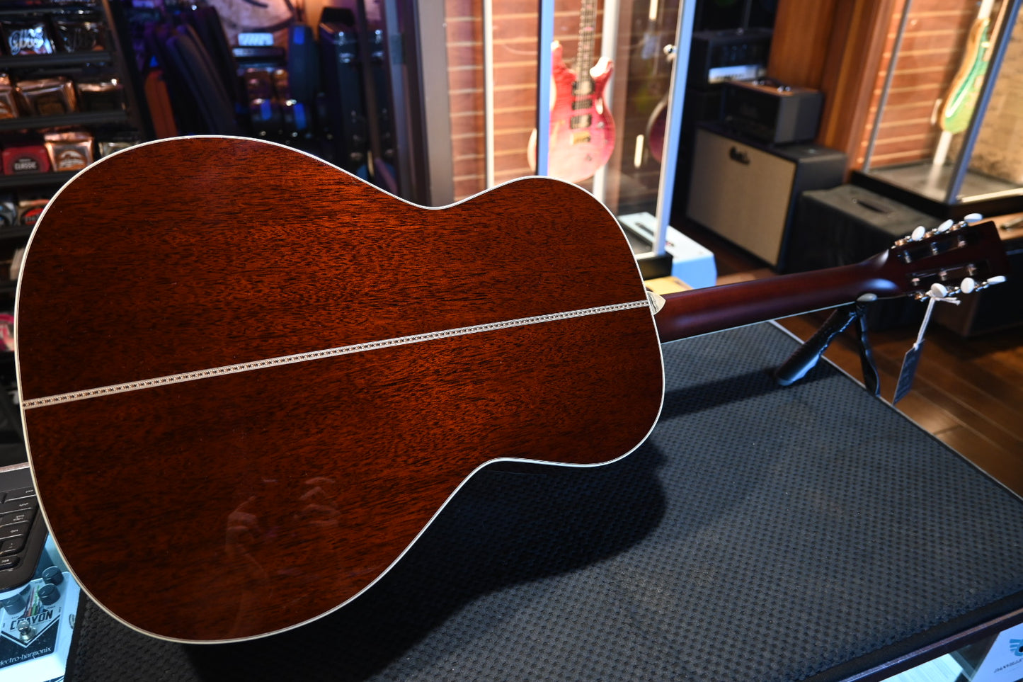 Santa Cruz HT 13 Happy Traum - Tobacco Guitar #1817 - Danville Music