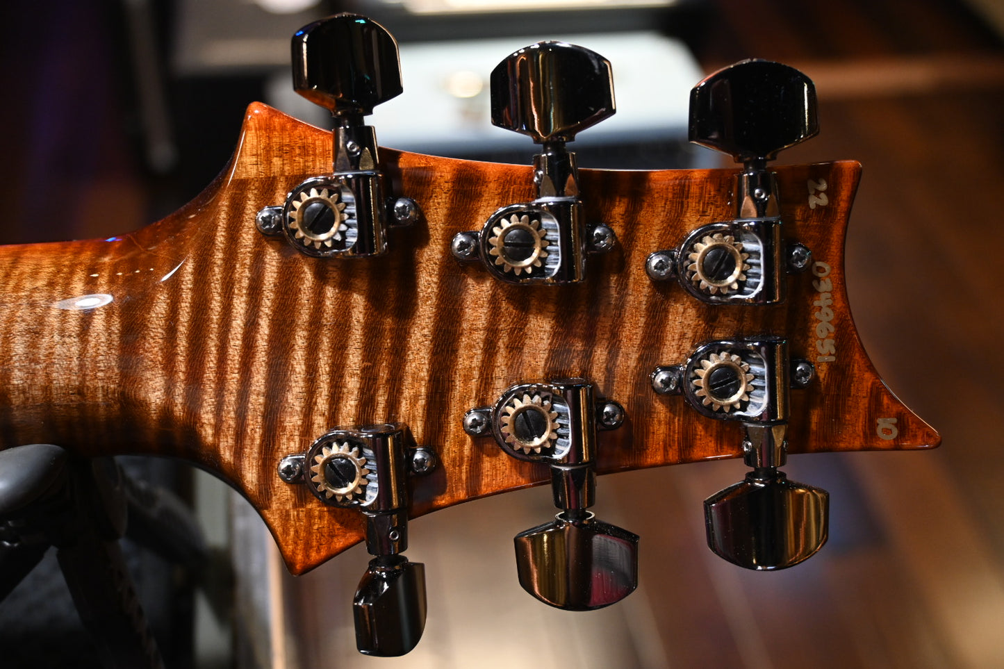 PRS Wood Library Modern Eagle V 10-Top Quilt - Autumn Sky Guitar #9651 - Danville Music