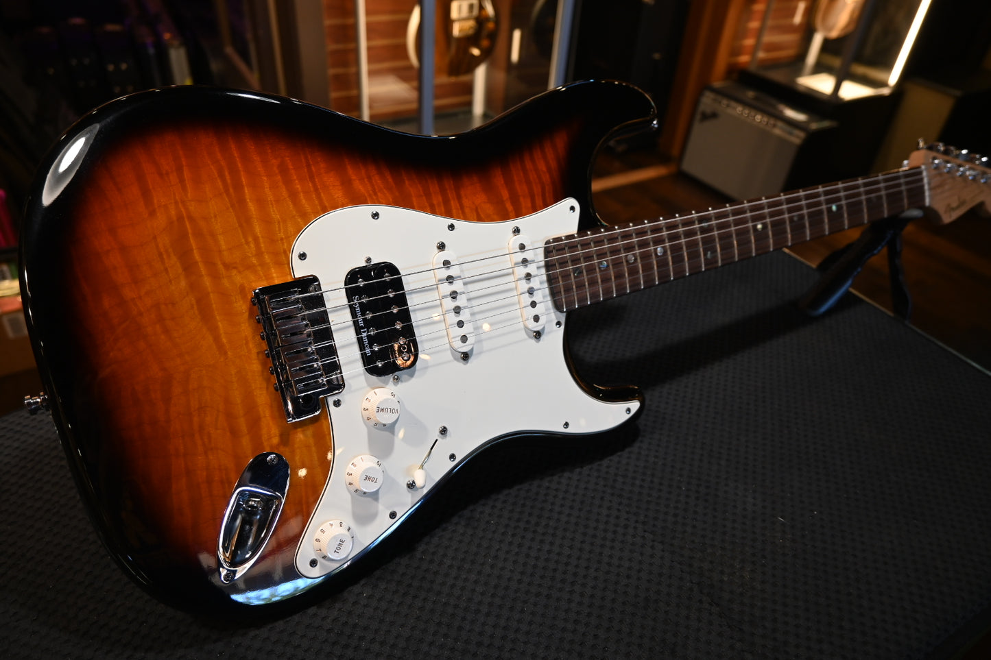 Fender Custom Shop DLX Stratocaster - Tobacco Burst Guitar #6190 - Danville Music