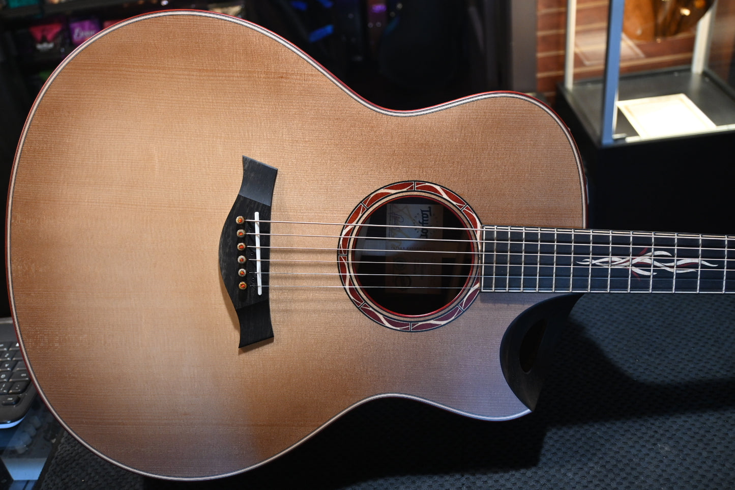 Taylor Custom GS Grand Symphony Lutz Spruce/Indian Rosewood - Wild Honey Burst Guitar Catch #16 with a buy a GS Mini for $199 Promo! - Danville Music