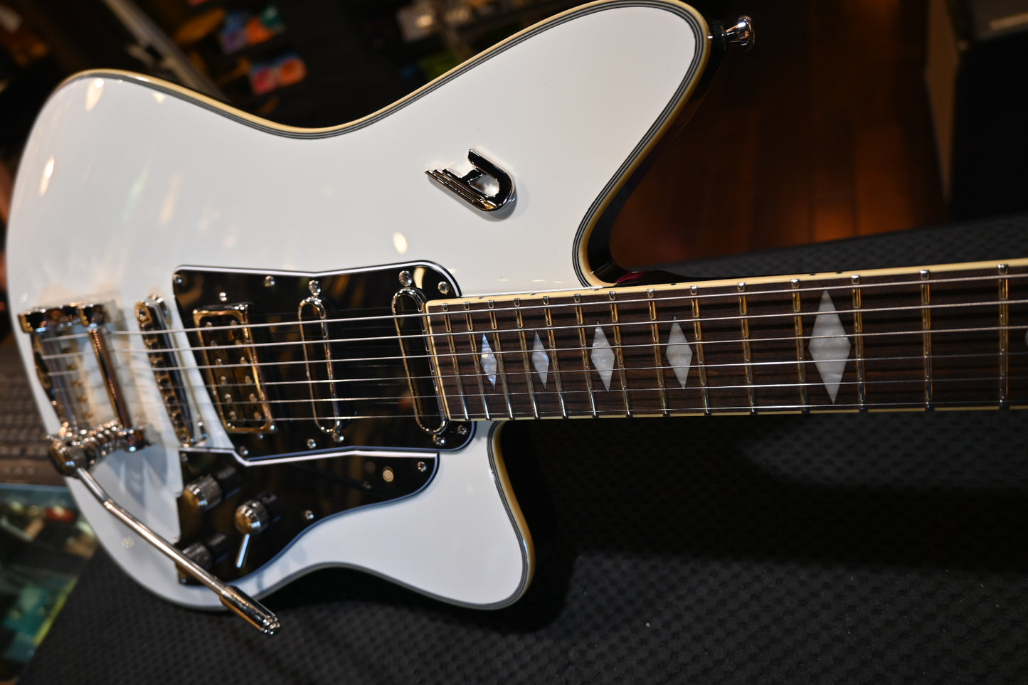 Duesenberg Paloma - White Guitar #1878 - Danville Music