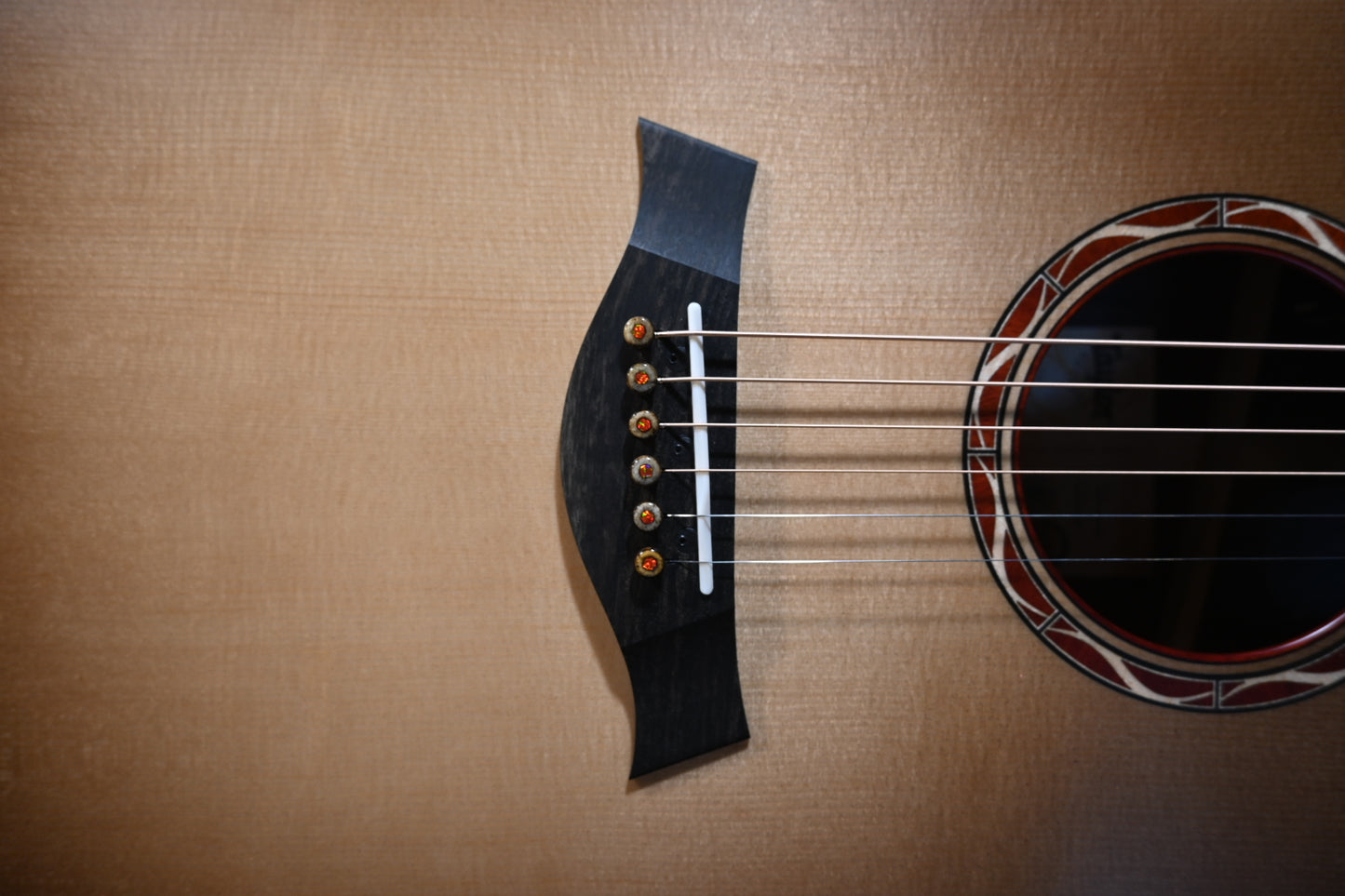 Taylor Custom GS Grand Symphony Lutz Spruce/Indian Rosewood - Wild Honey Burst Guitar Catch #16 with a buy a GS Mini for $199 Promo! - Danville Music