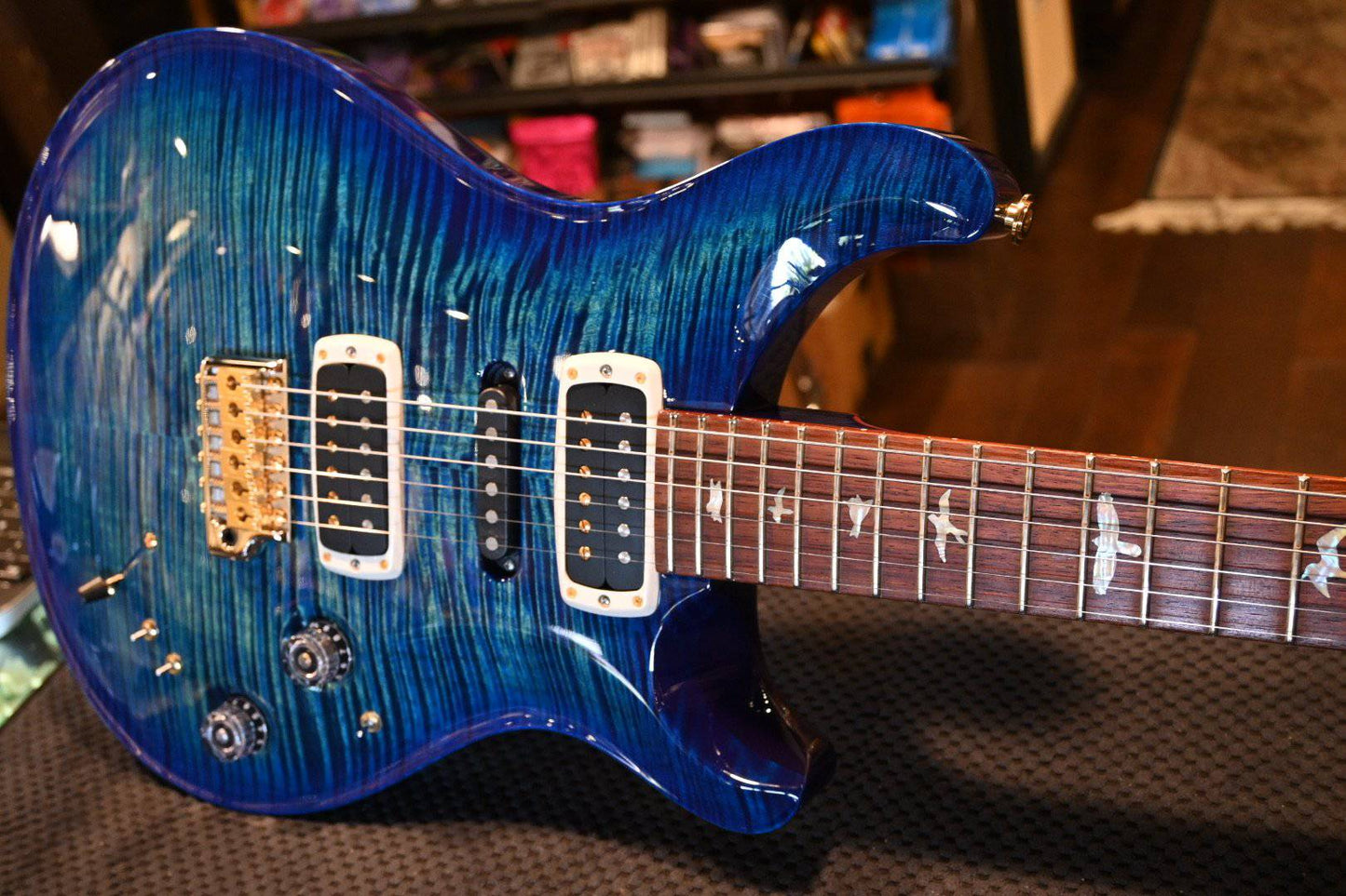 PRS Paul Reed Smith Experience 2020 PRS Modern Eagle V LTD 10-Top - River Blue Burst #5650 - Danville Music