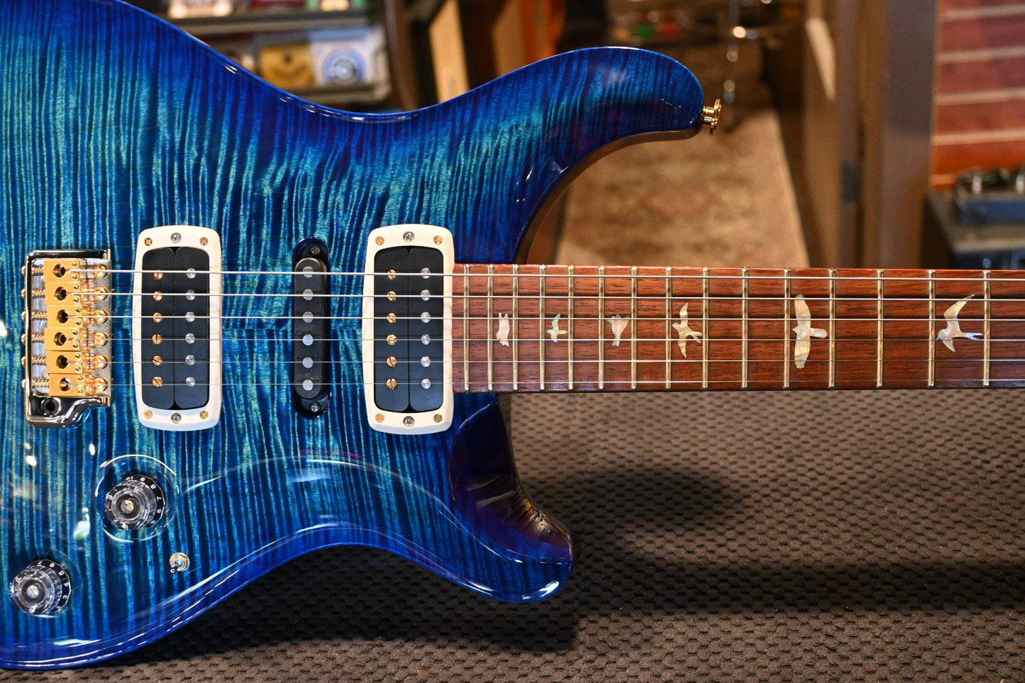 PRS Paul Reed Smith Experience 2020 PRS Modern Eagle V LTD 10-Top - River Blue Burst #5650 - Danville Music