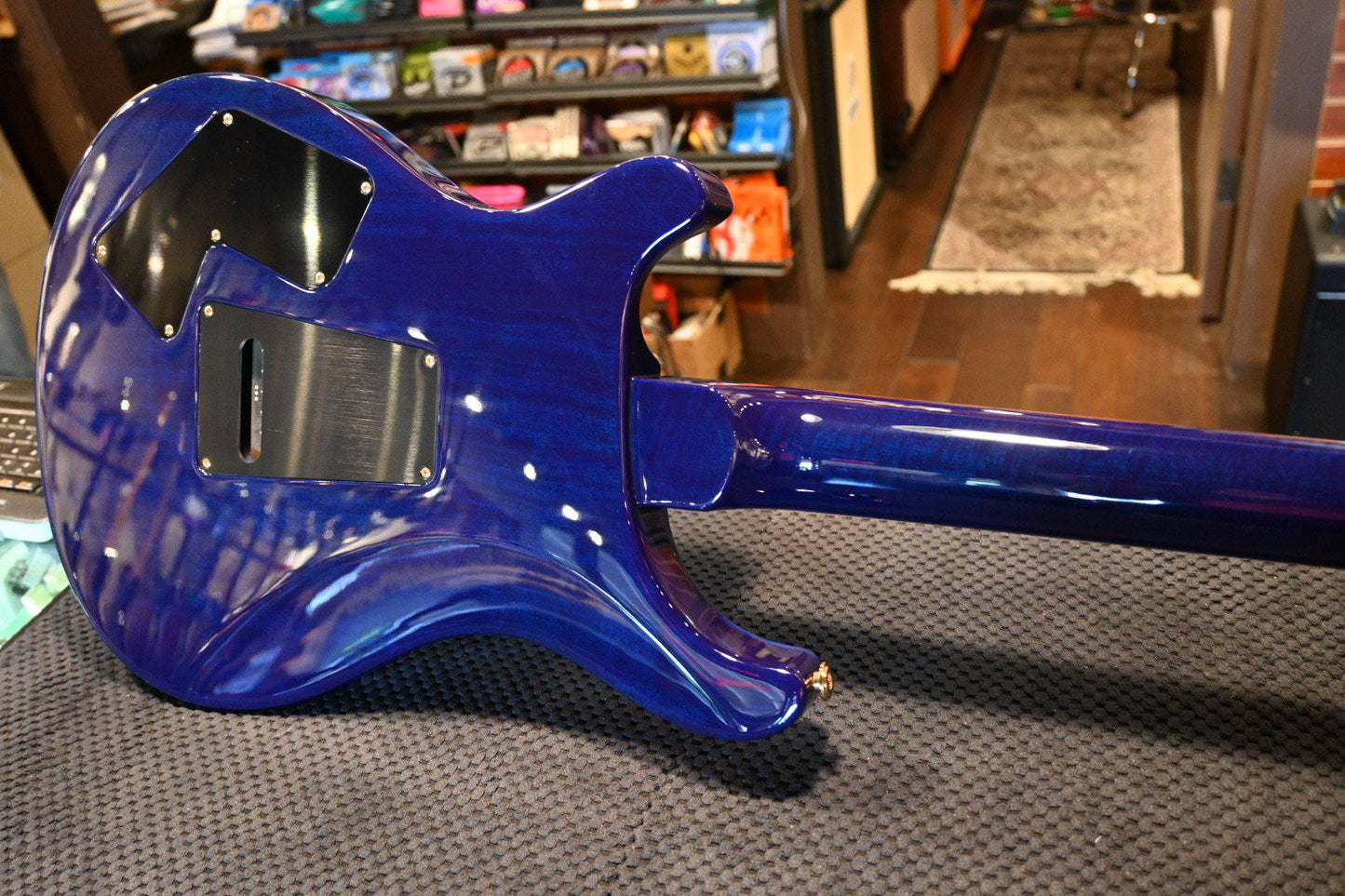 PRS Paul Reed Smith Experience 2020 PRS Modern Eagle V LTD 10-Top - River Blue Burst #5650 - Danville Music