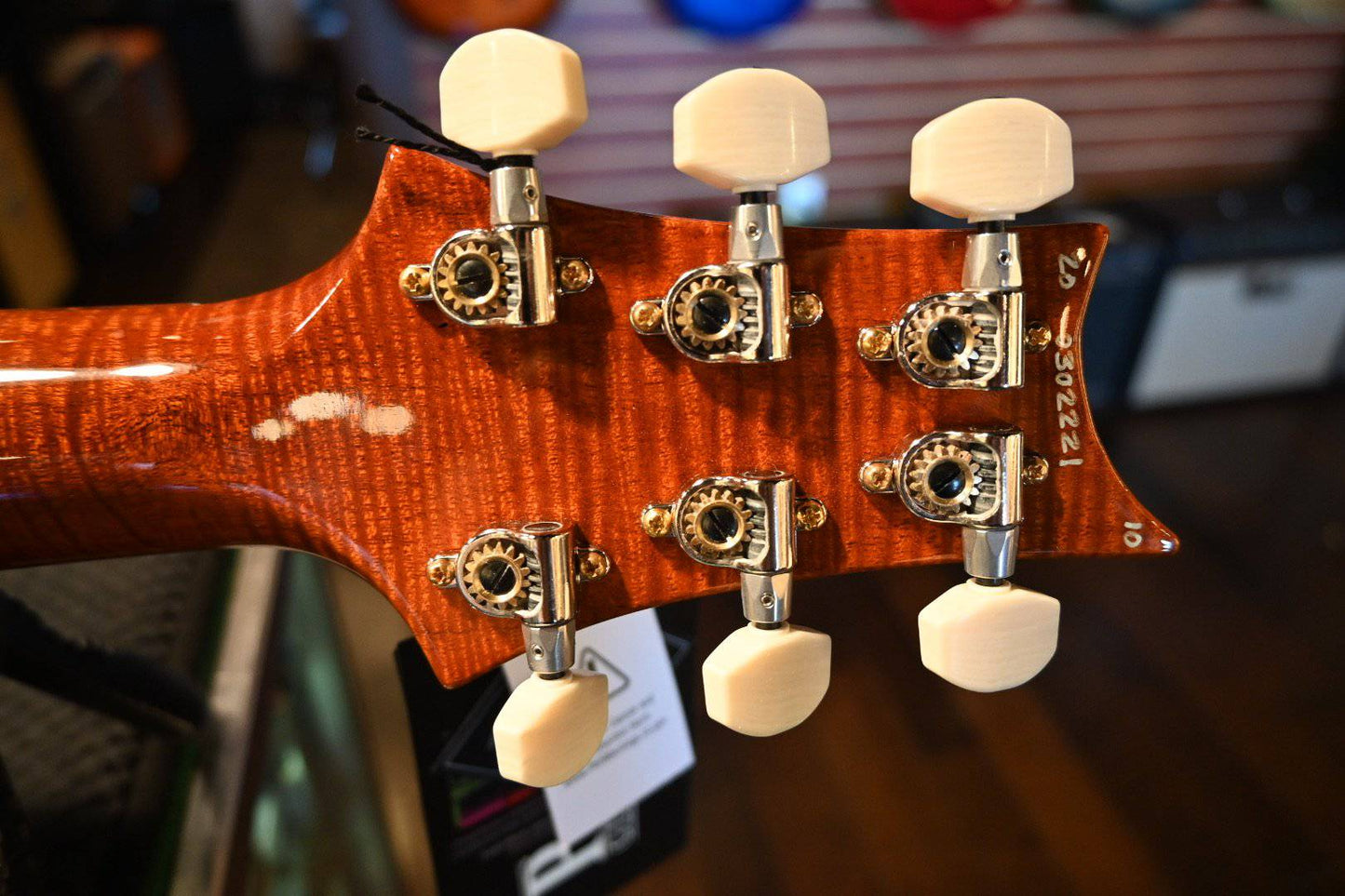 PRS Paul Reed Smith Experience 2020 Modern Eagle V LTD - Skittles Fade #2221 - Danville Music