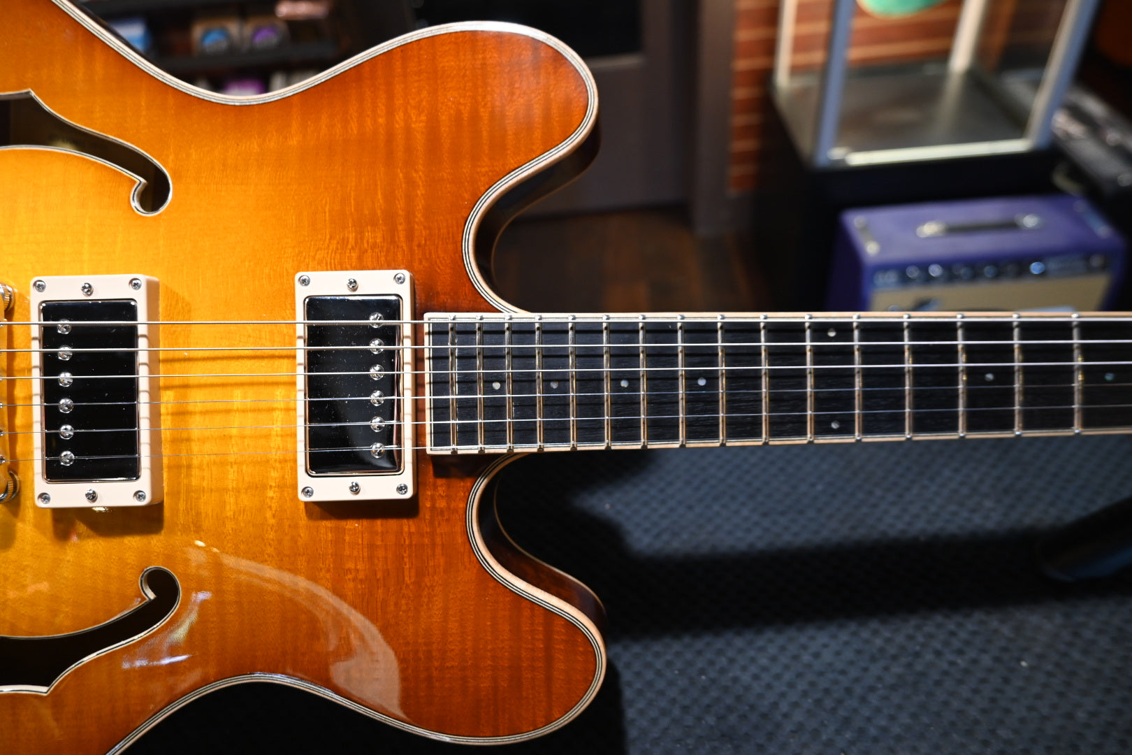 Eastman T186MX - Goldburst Guitar #2564 USED - Danville Music